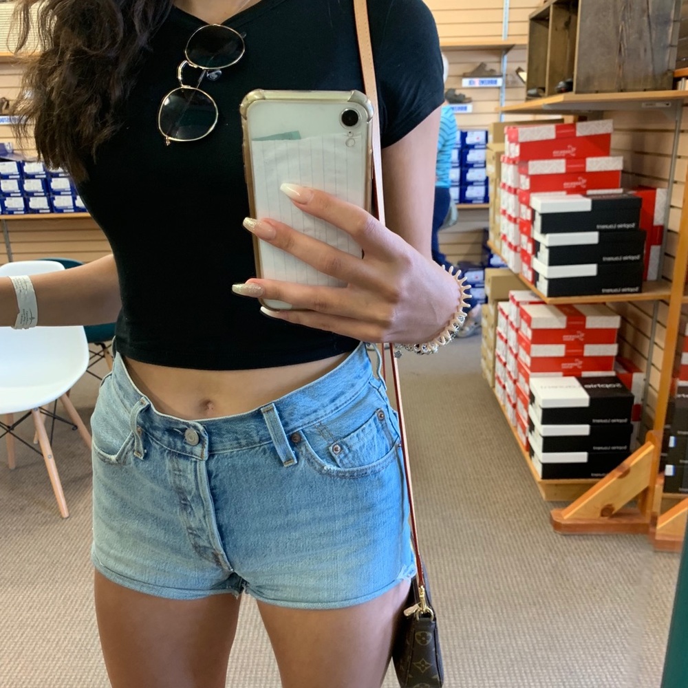 Meet your Posher, Sierra